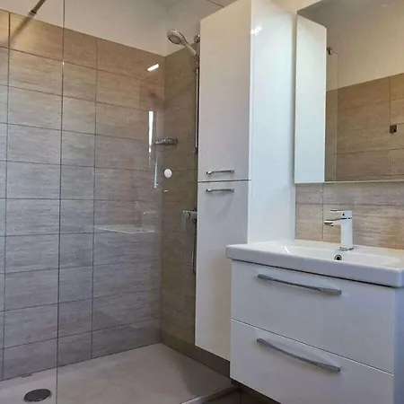 בית נופש Paulonia Comfortable *