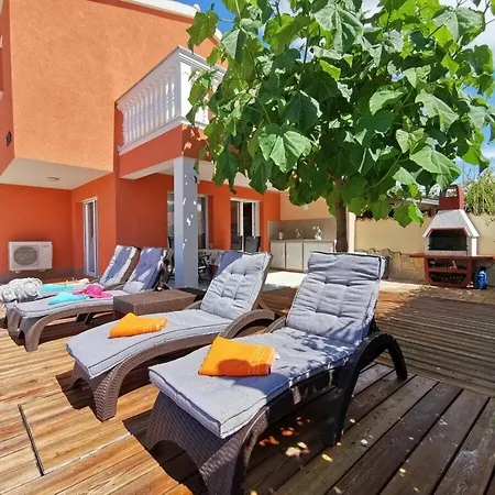 Ferienhaus Paulonia Comfortable *