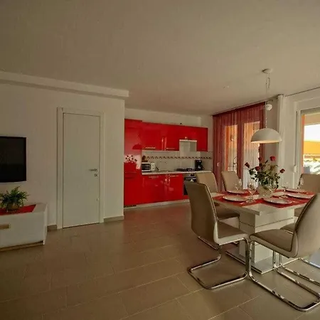 Ferienhaus Paulonia Comfortable Peroj